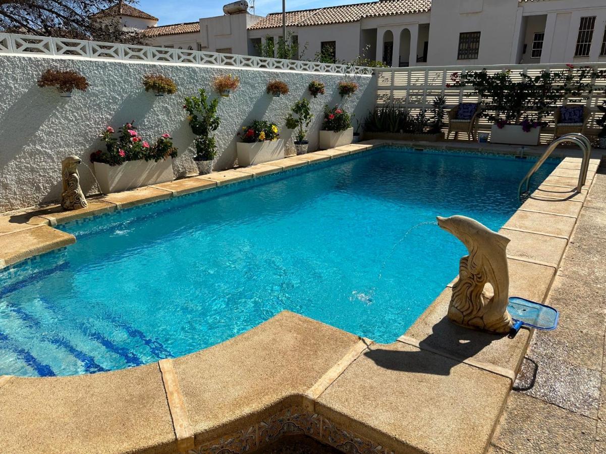 Large Villa Private Pool And Garden Near Beach 로쿠타스드마르 외부 사진