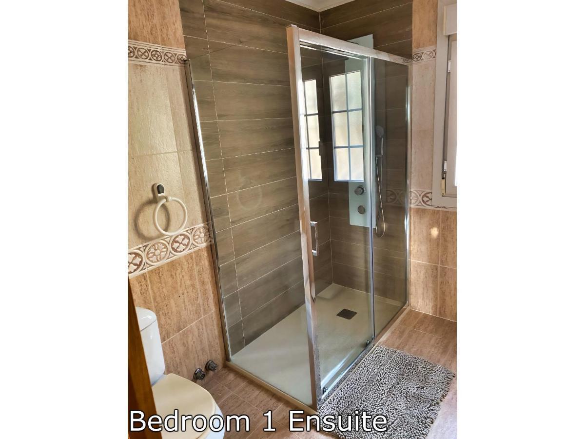 Large Villa Private Pool And Garden Near Beach 로쿠타스드마르 외부 사진