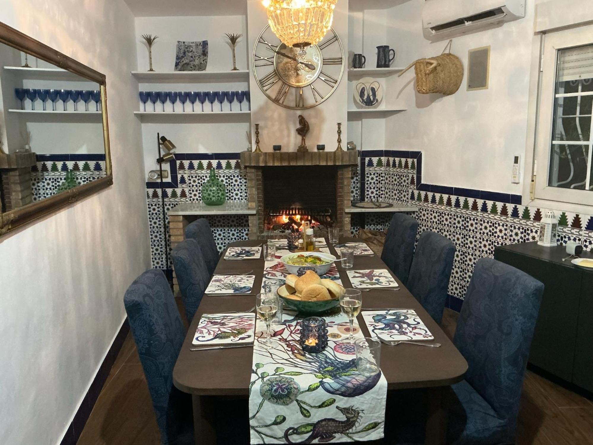 Large Villa Private Pool And Garden Near Beach 로쿠타스드마르 외부 사진